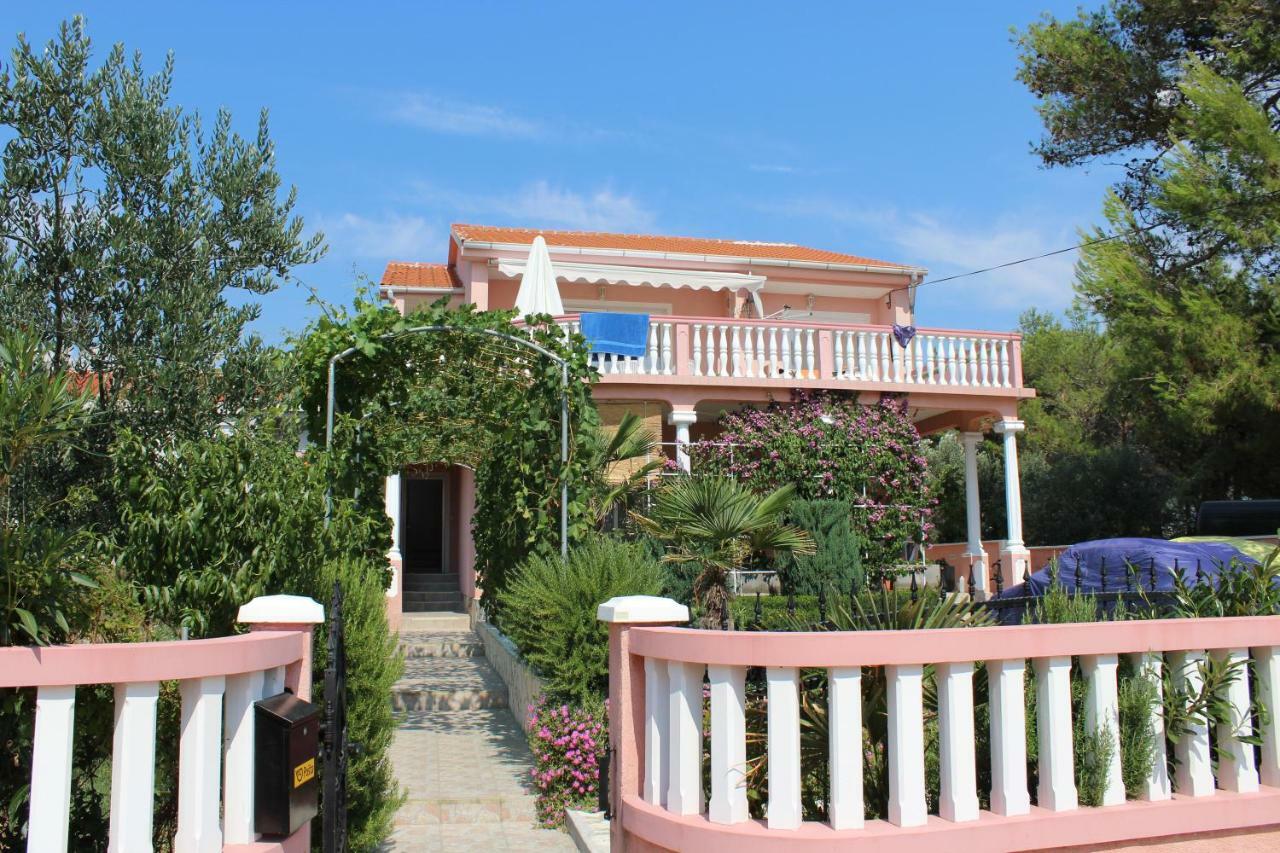 Apartmani Misak Vrsi Exterior foto