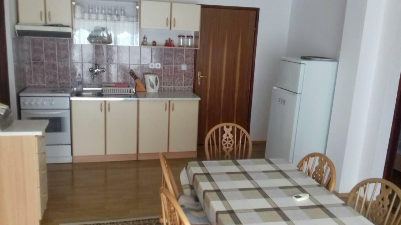 Apartmani Misak Vrsi Exterior foto